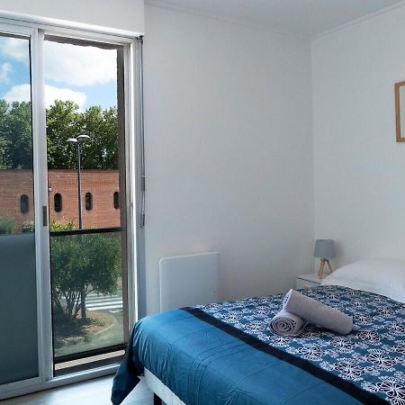 Aux Baies D'Alby - Parking Apartment Albi Exterior photo